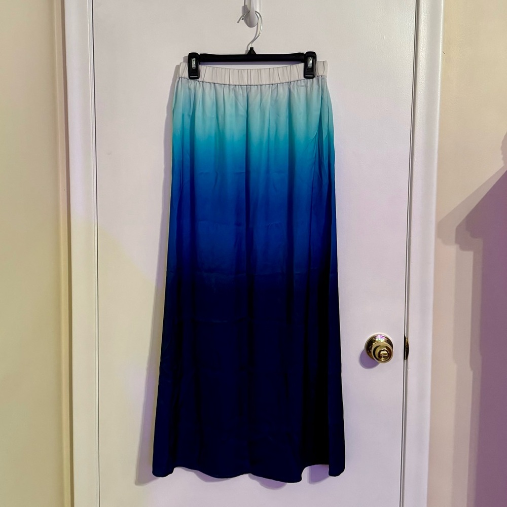 Stylus Blue & White Silky Ombré Maxi Skirt S